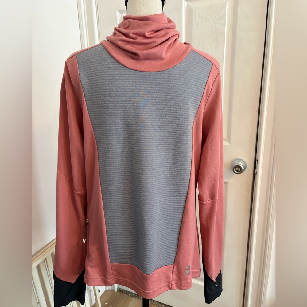 On Cloud Running Womens Weather Shirt Funnel Neck Rose/Fossil Sz M
